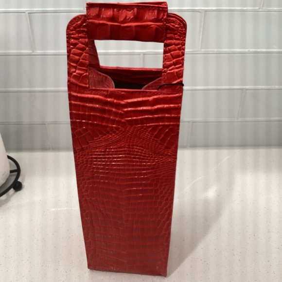 Brahmin Wine Tote Candy Apple Red - Picture 5 of 5